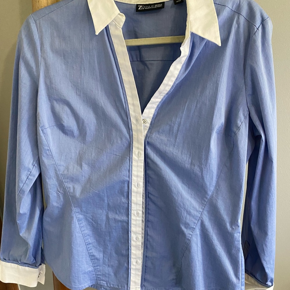New York & Company (M) Button Down Dress Shirt Blue with White Accent Trim